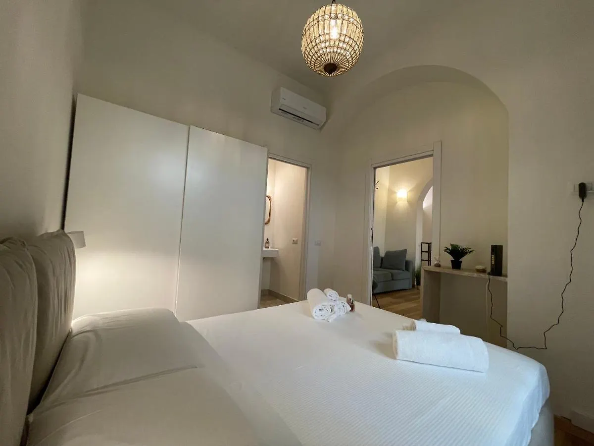 Apartment Brera-Centro Nuovo Appartamento Con Cortile Privato Milan