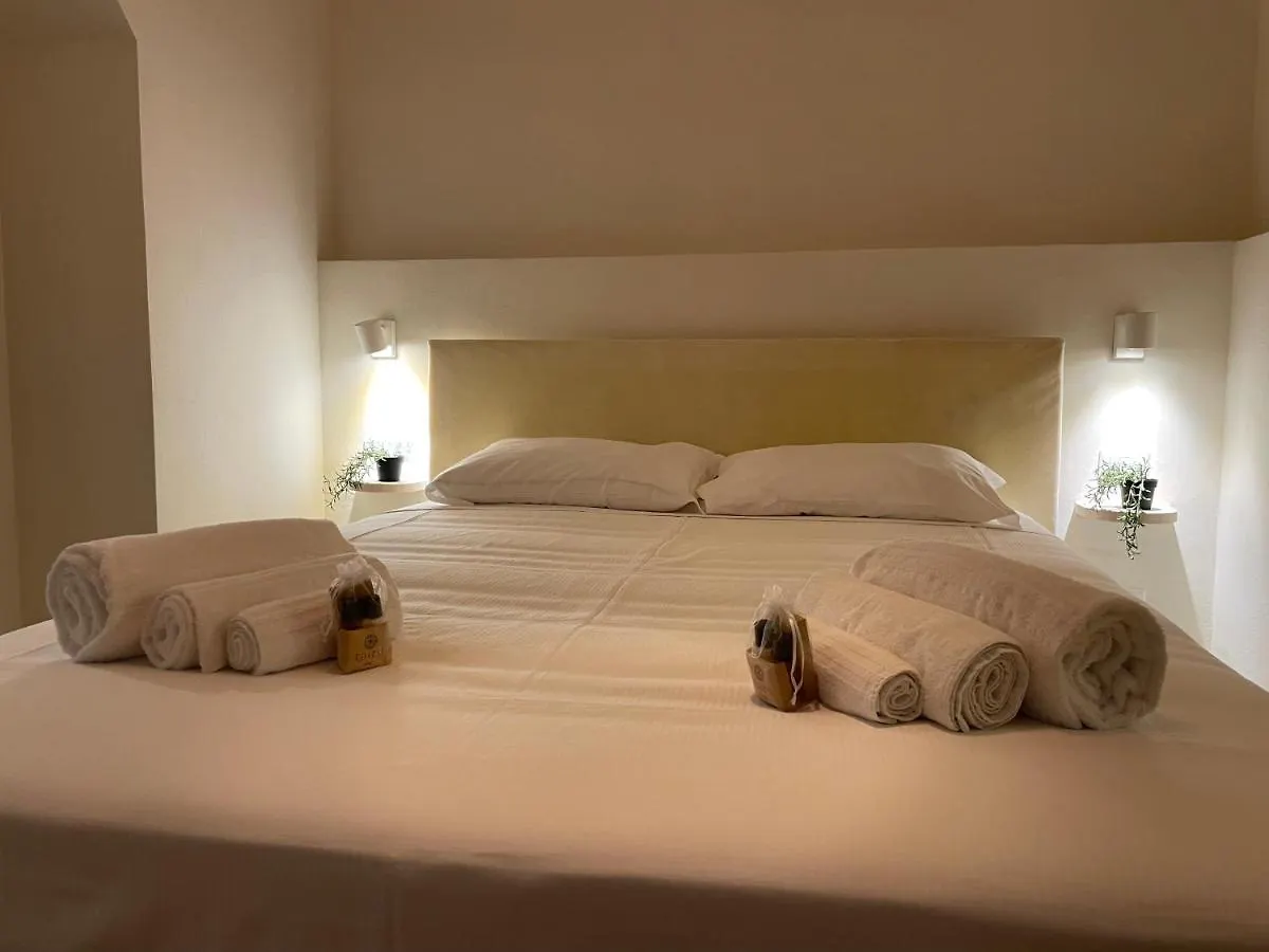 Apartment Brera-Centro Nuovo Appartamento Con Cortile Privato Milan