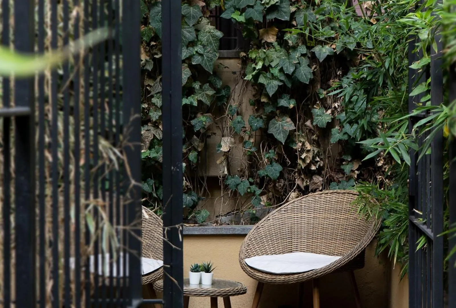 Apartment Brera-Centro Nuovo Appartamento Con Cortile Privato Milan Italy